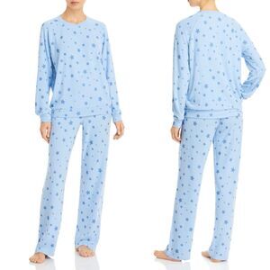 NWT Aqua Women's blue with Star Print Pajama Set.  Size L